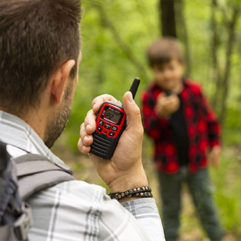 Talkie walkie Midland XT30 inclus dans le kit d'urgence EK30